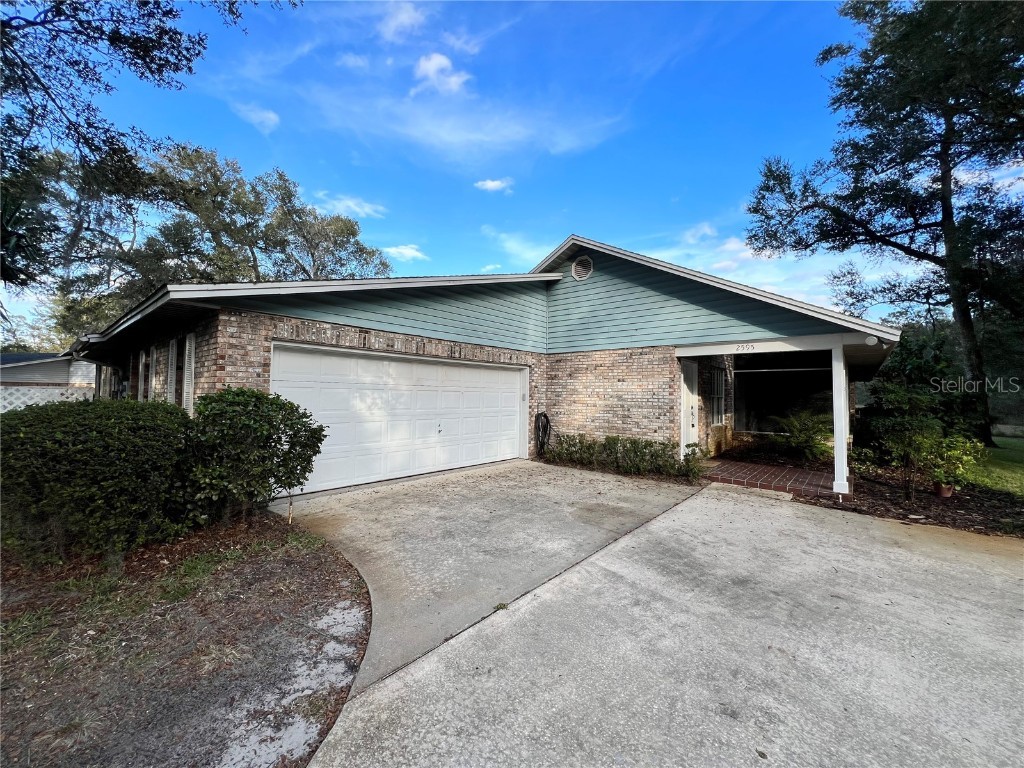 2595 S Glen Eagles Drive Deland FL 32724 V4933968 image1