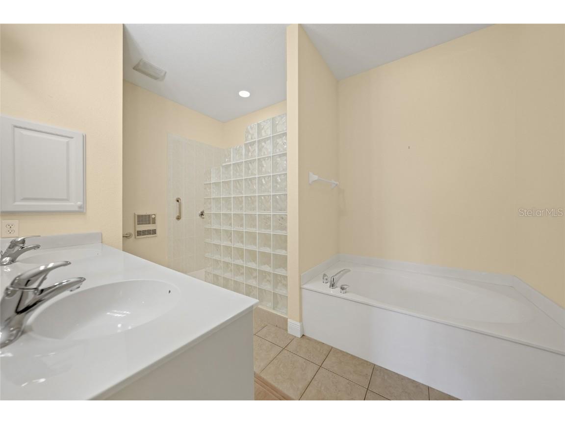 2595 Tarpon Cove Drive #1222 Punta Gorda FL 33950 C7514253 image18