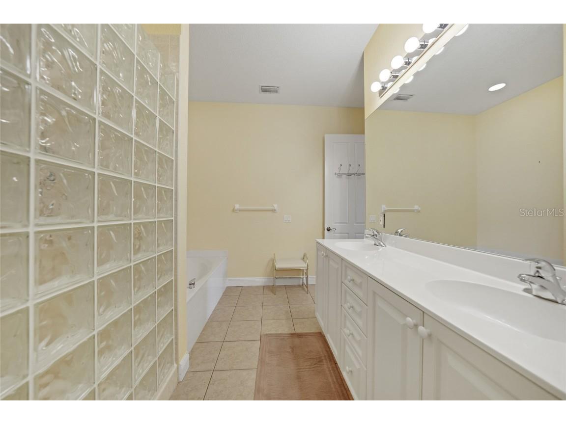 2595 Tarpon Cove Drive #1222 Punta Gorda FL 33950 C7514253 image20