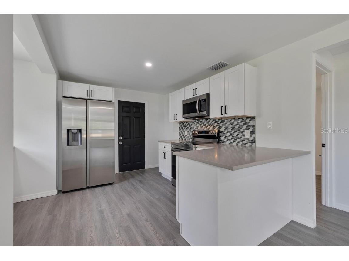 2596 52nd Avenue N Saint Petersburg FL 33714 A4614453 image15