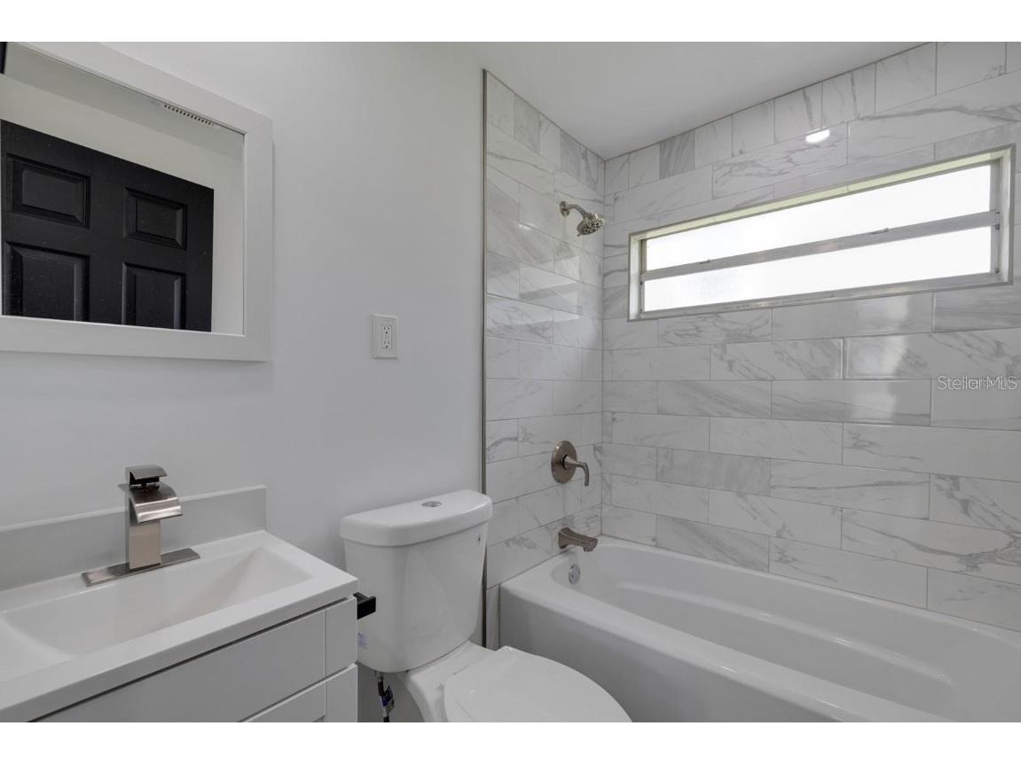 2596 52nd Avenue N Saint Petersburg FL 33714 A4614453 image24