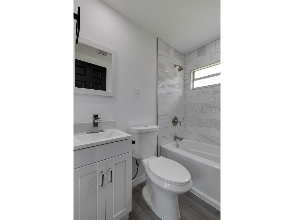 2596 52nd Avenue N Saint Petersburg FL 33714 A4614453 image25