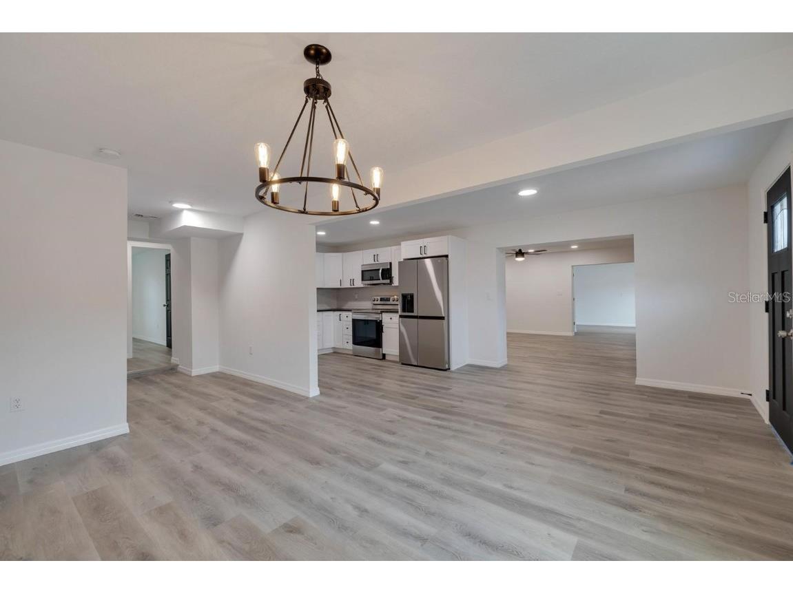 2596 52nd Avenue N Saint Petersburg FL 33714 A4614453 image35