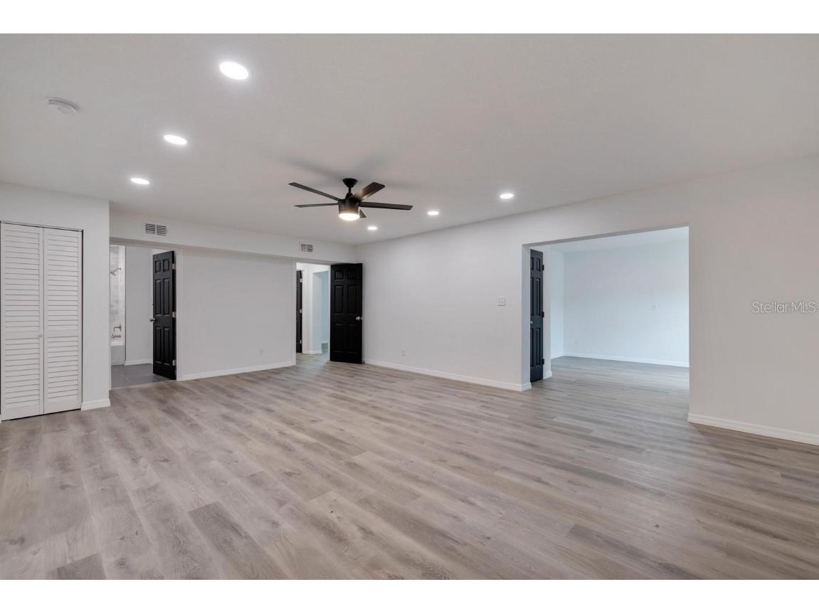 2596 52nd Avenue N Saint Petersburg FL 33714 A4614453 image44