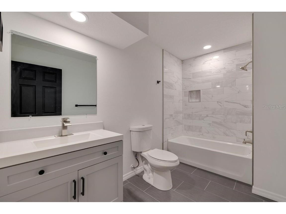 2596 52nd Avenue N Saint Petersburg FL 33714 A4614453 image51