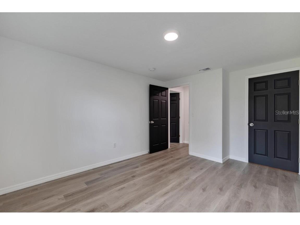 2596 52nd Avenue N Saint Petersburg FL 33714 A4614453 image57