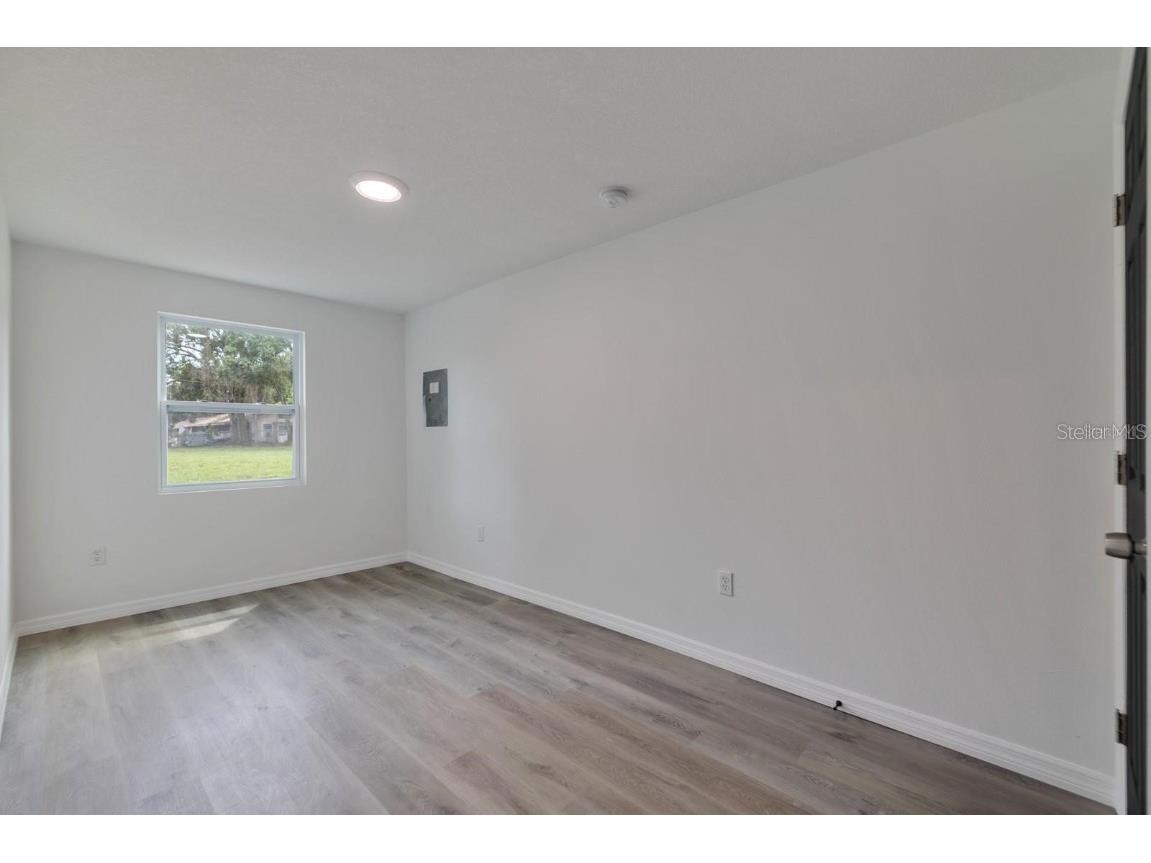 2596 52nd Avenue N Saint Petersburg FL 33714 A4614453 image58