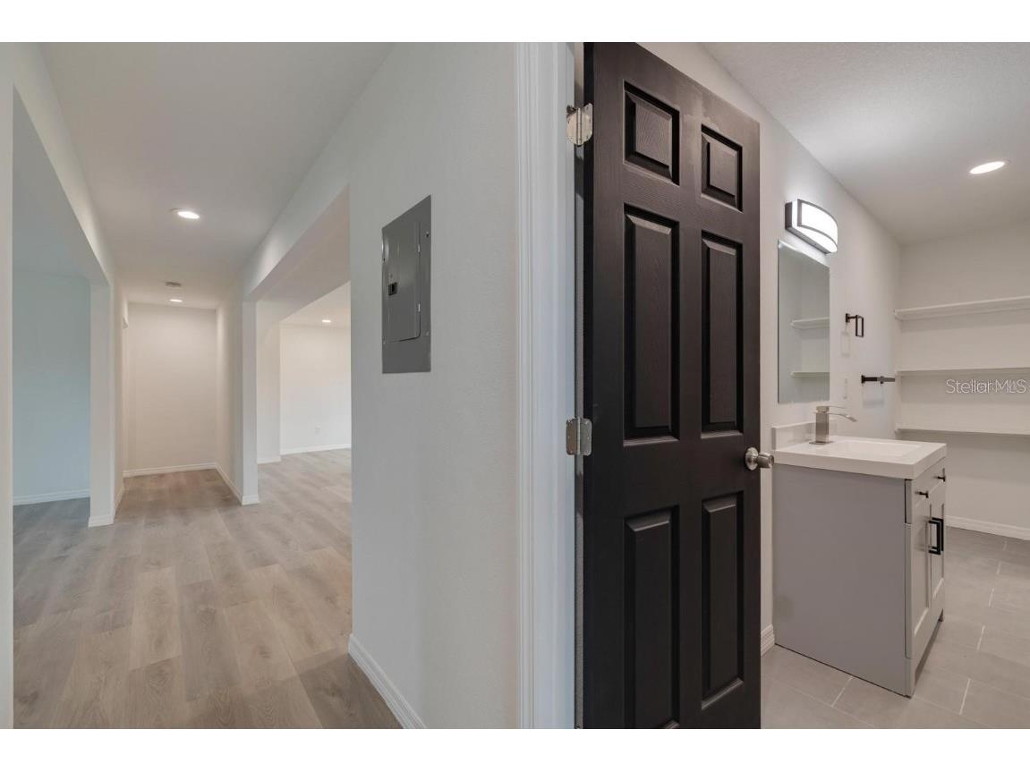 2596 52nd Avenue N Saint Petersburg FL 33714 A4614453 image60