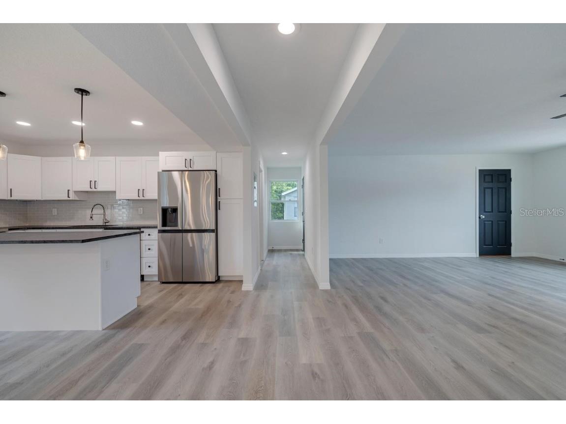 2596 52nd Avenue N Saint Petersburg FL 33714 A4614453 image63