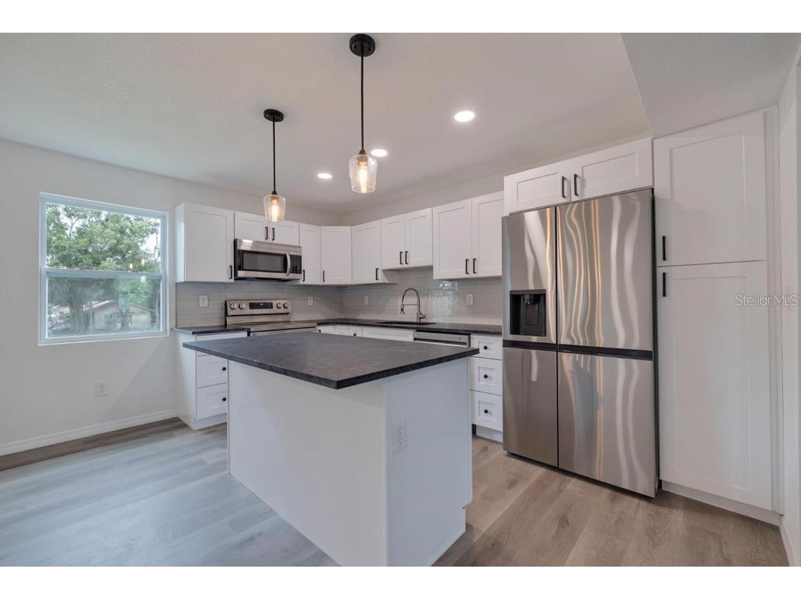 2596 52nd Avenue N Saint Petersburg FL 33714 A4614453 image65