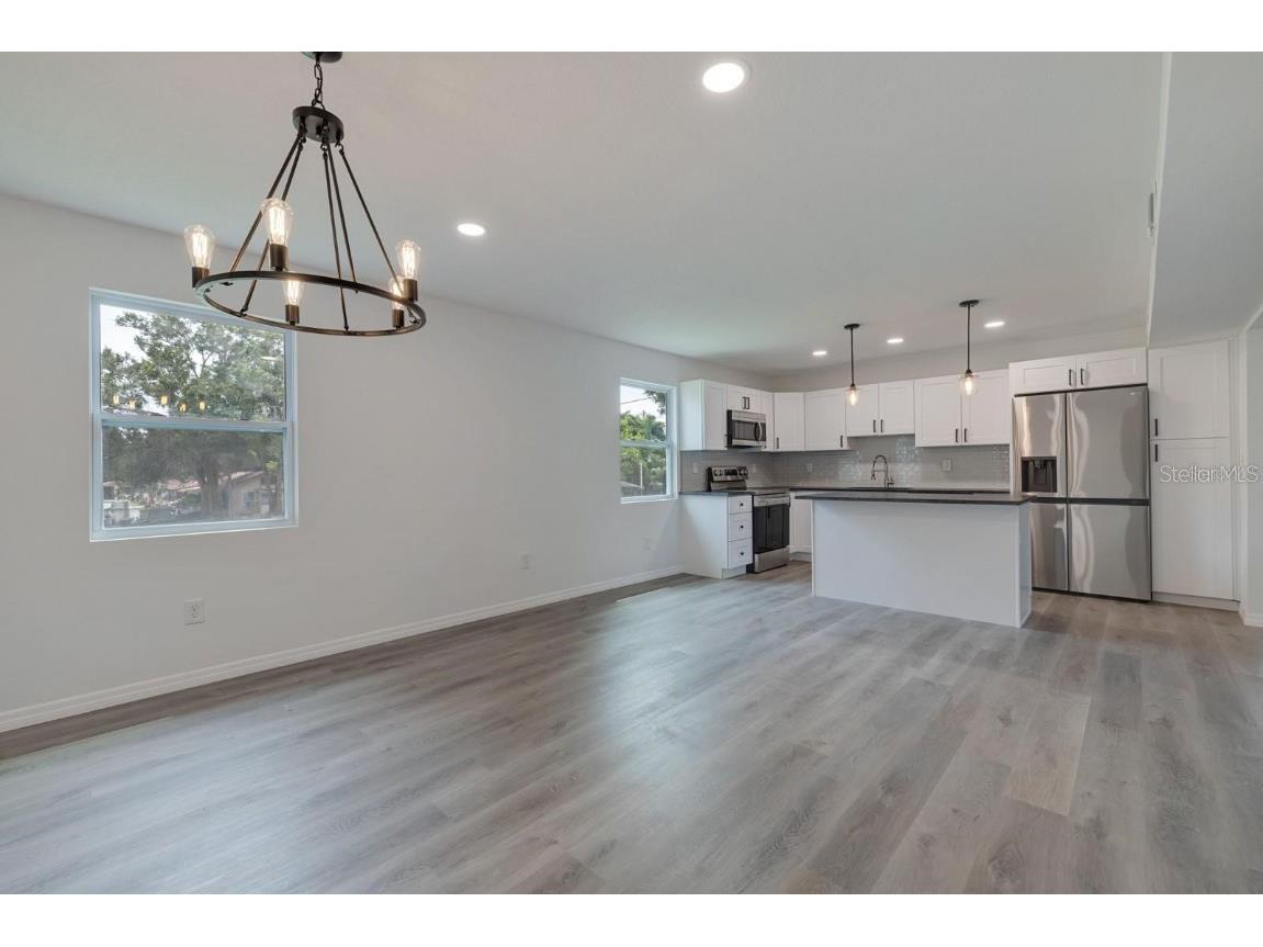 2596 52nd Avenue N Saint Petersburg FL 33714 A4614453 image69