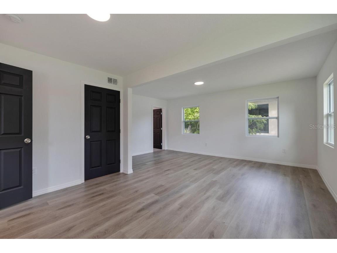 2596 52nd Avenue N Saint Petersburg FL 33714 A4614453 image77