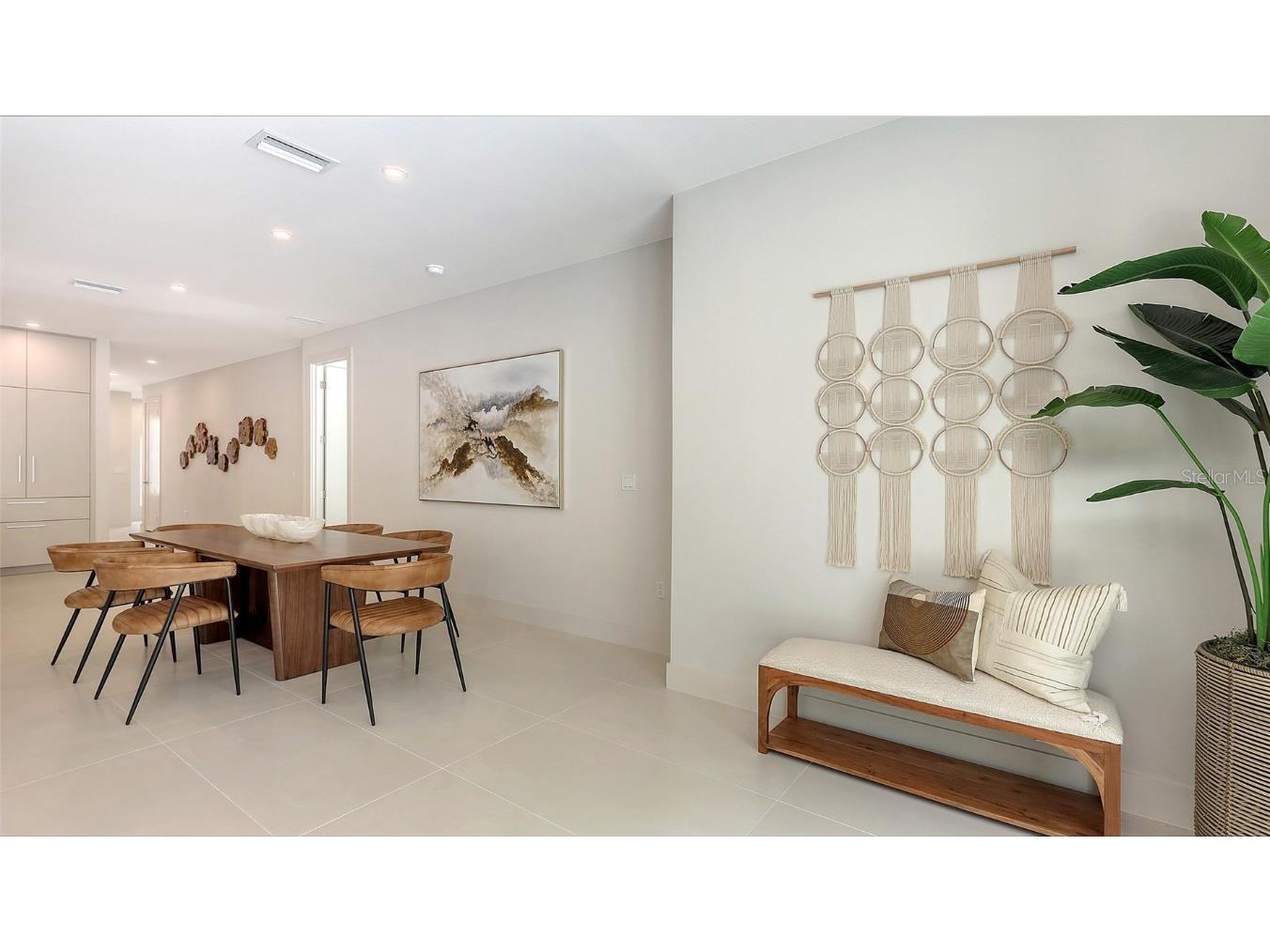 2596 Floyd Street Sarasota FL 34239 A4656879 image16