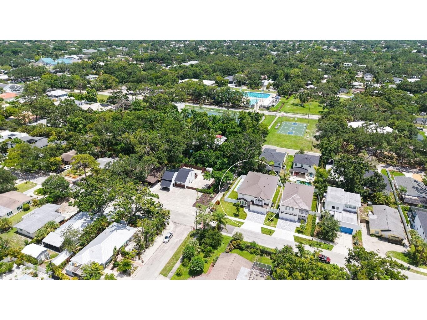 2596 Floyd Street Sarasota FL 34239 A4656879 image42