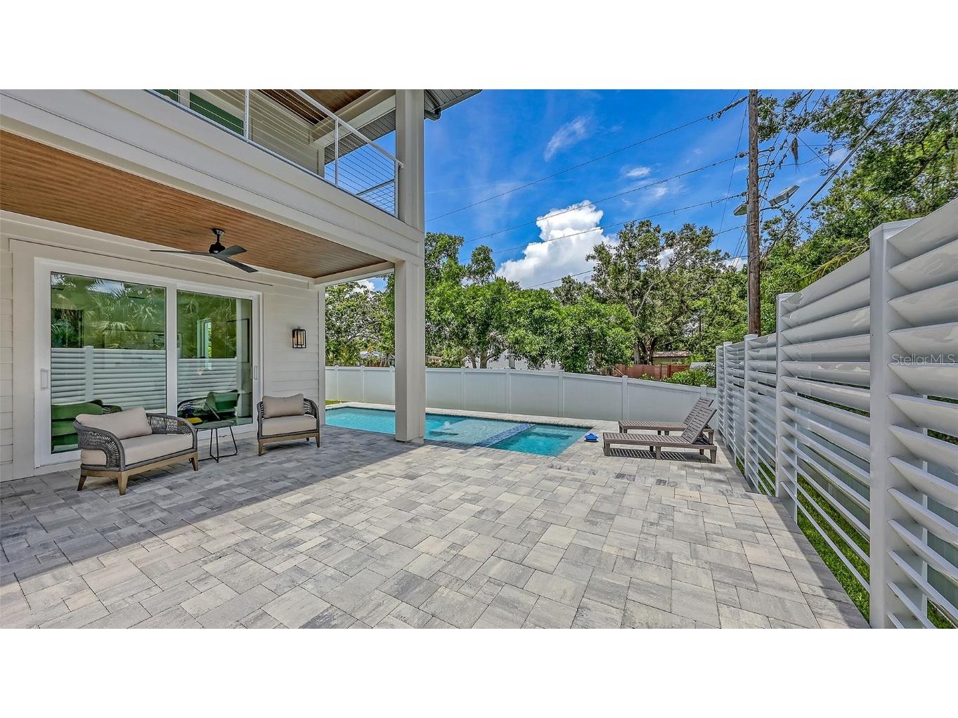 2596 Floyd Street Sarasota FL 34239 A4656879 image8