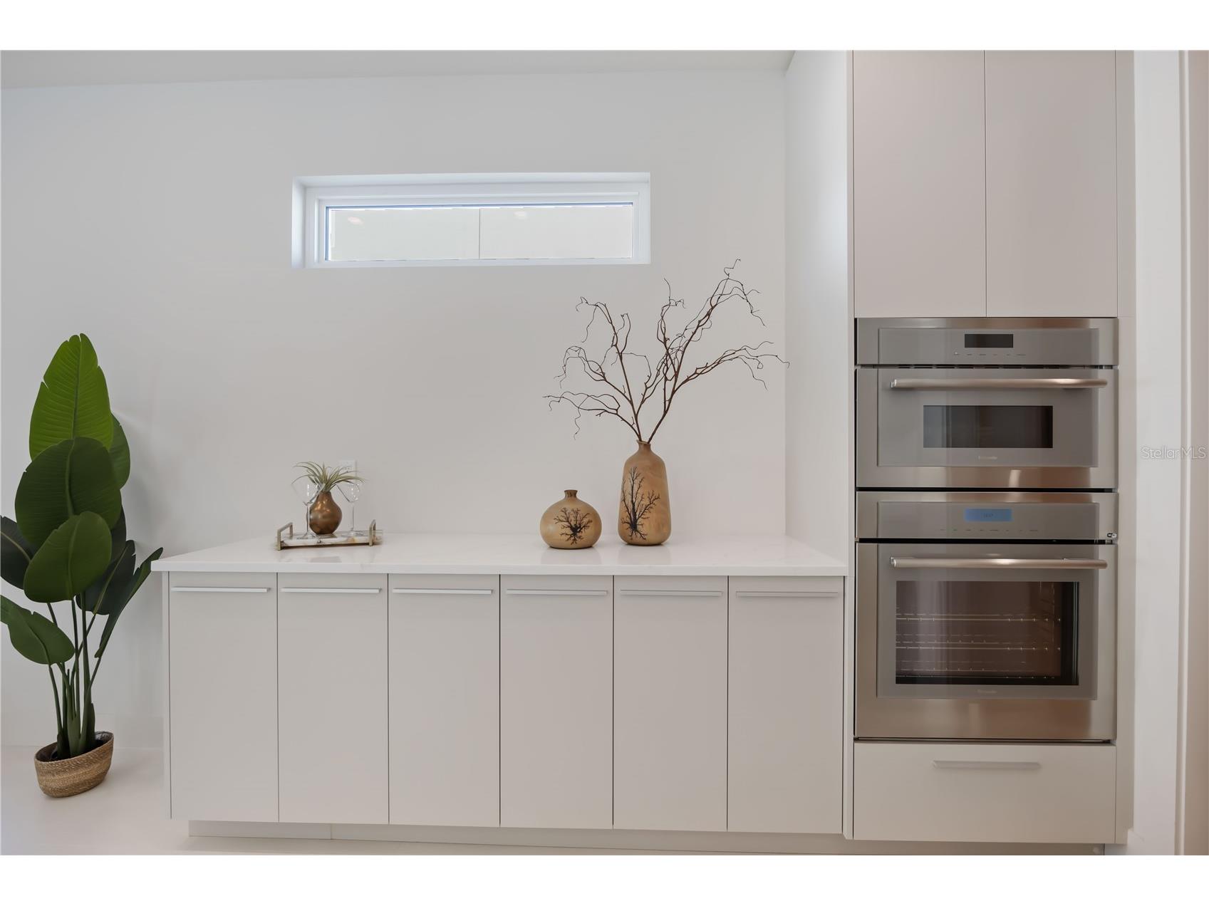 2596 Floyd Street Sarasota FL 34239 A4680149 image12