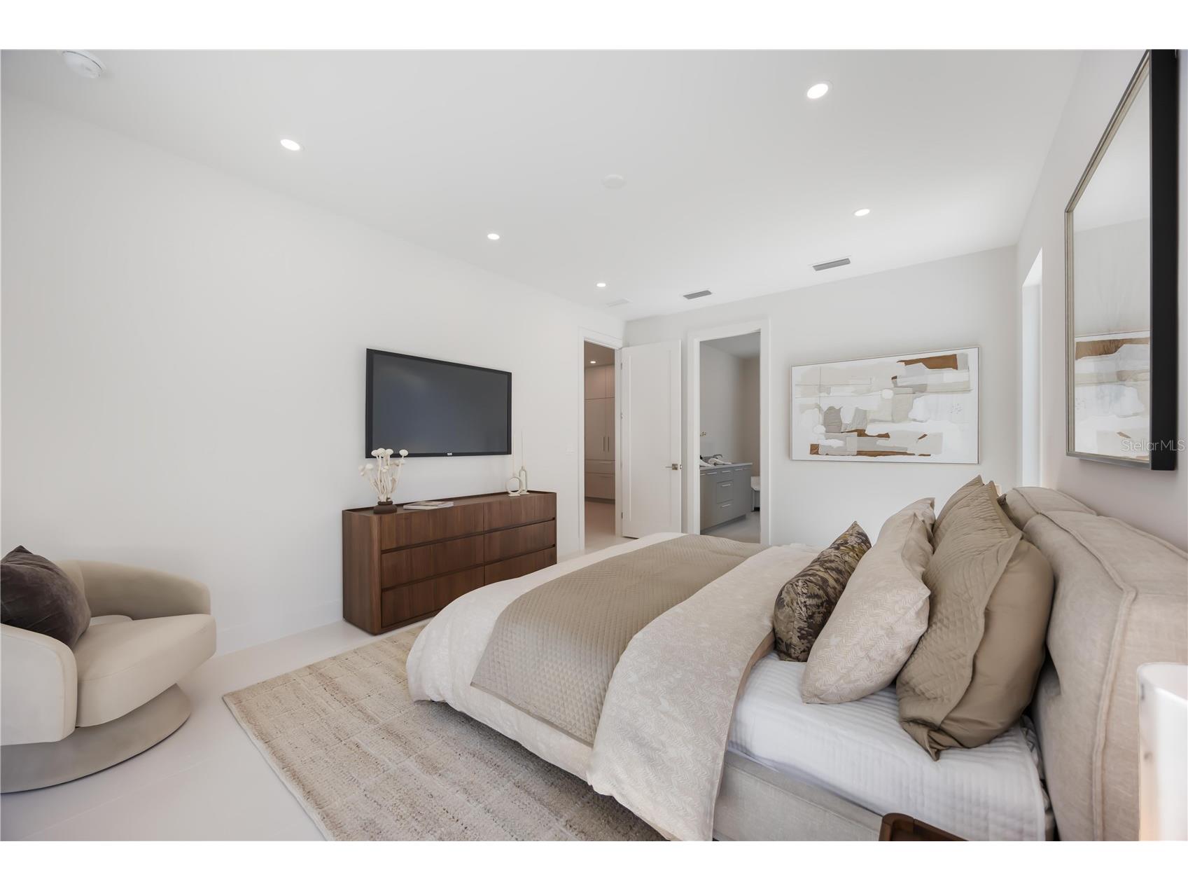 2596 Floyd Street Sarasota FL 34239 A4680149 image29