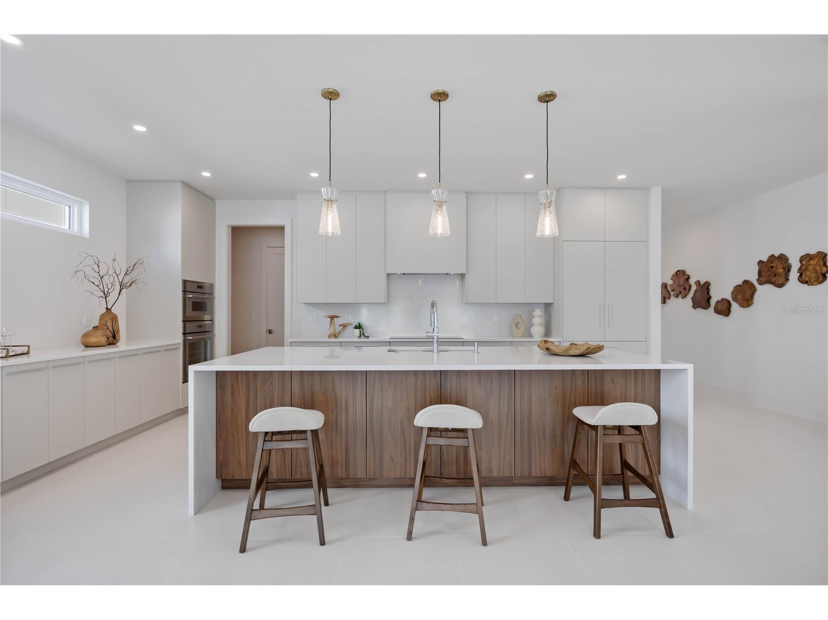 2596 Floyd Street Sarasota FL 34239 A4680149 image8