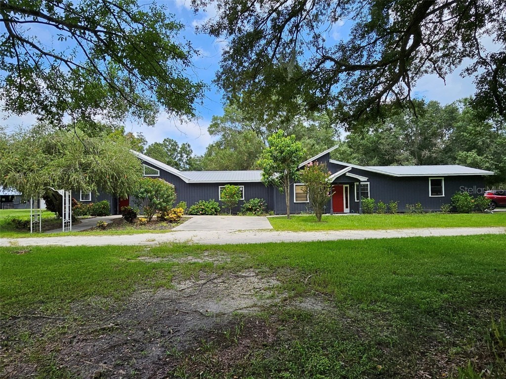 2596 NW Murphy Street Arcadia FL 34266 - PRIVATE POND ON PROPERTY S5138836 image1