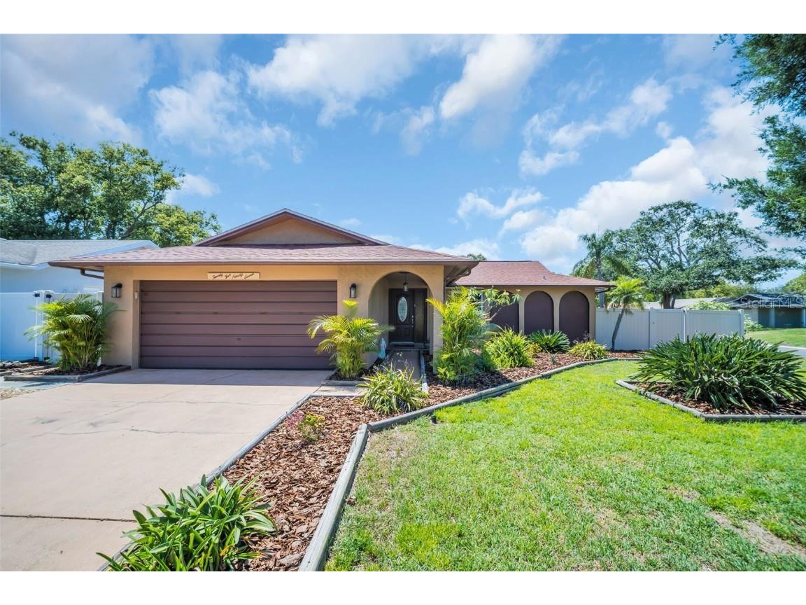 2597 Bramblewood Drive E Clearwater FL 33763 TB8378913 image1