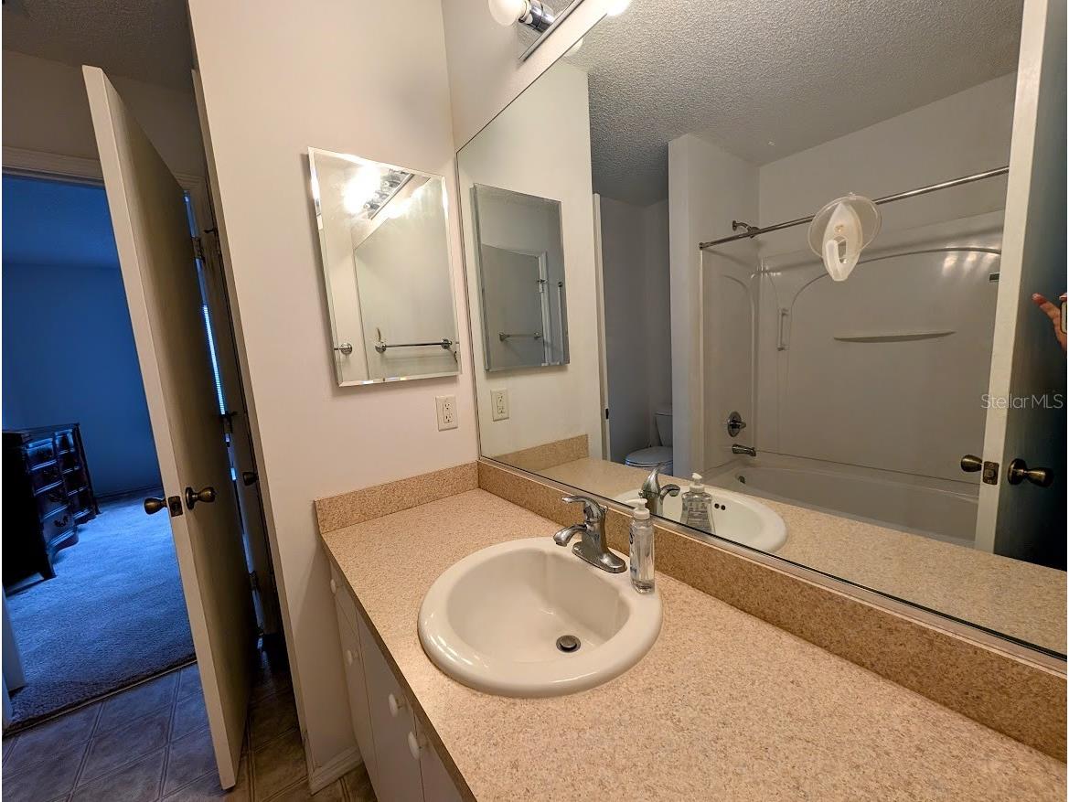 2598 Hialeah Avenue The Villages FL 32162 OM714573 image12