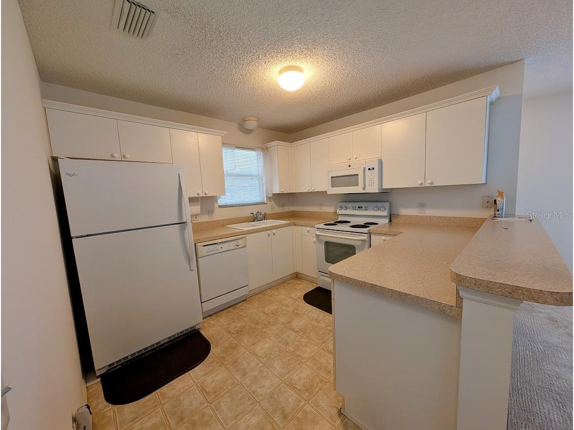 2598 Hialeah Avenue The Villages FL 32162 OM714573 image20