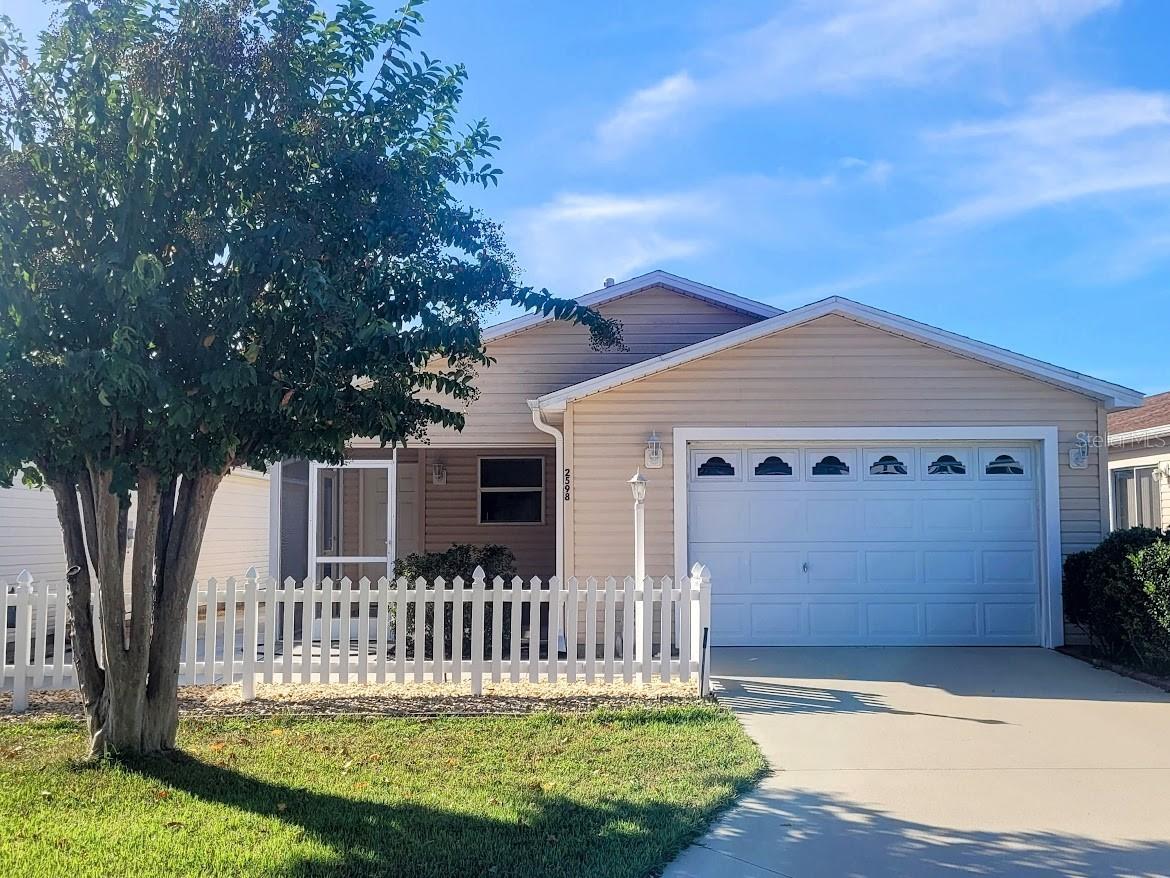 2598 Hialeah Avenue The Villages FL 32162 OM714573 image3