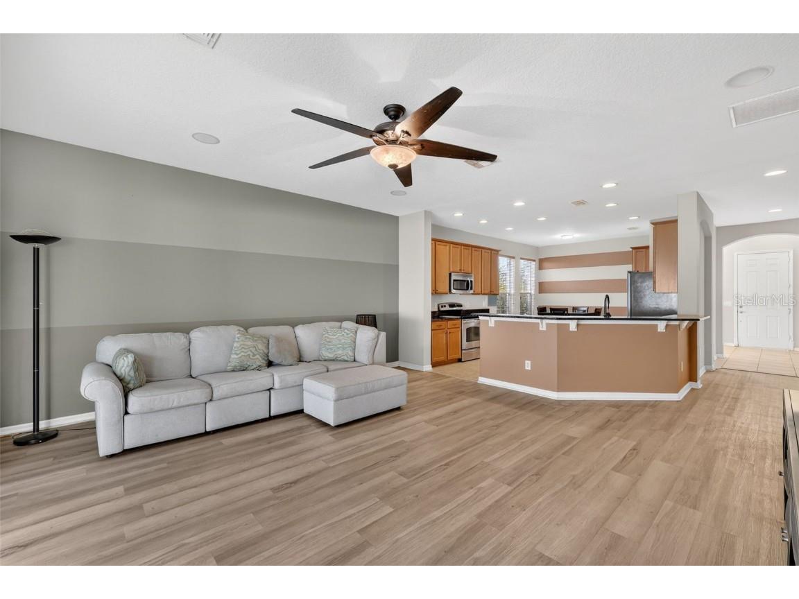 2598 Plumadore Drive Grand Island FL 32735 G5105567 image6