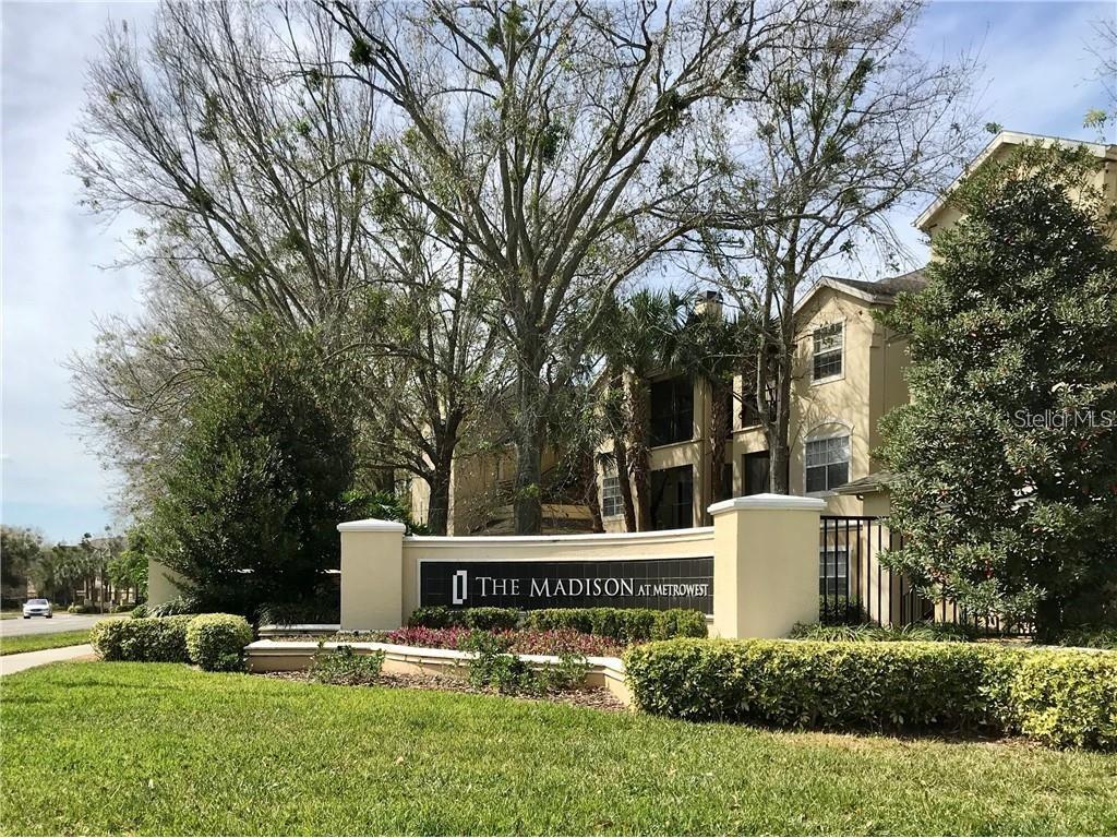 2598 Robert Trent Jones Drive #1012 Orlando FL 32835 O6200654 image1