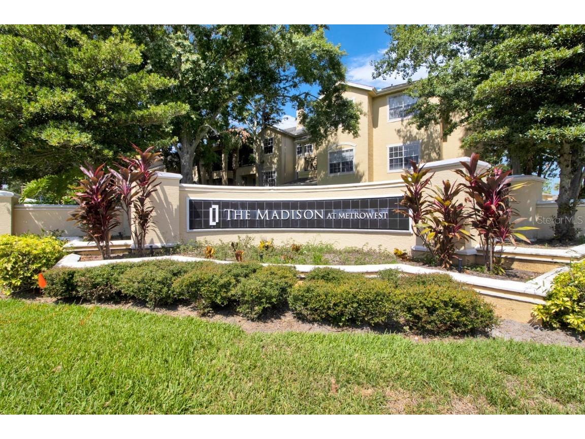 2598 Robert Trent Jones Drive #1033 Orlando FL 32835 S5108894 image1