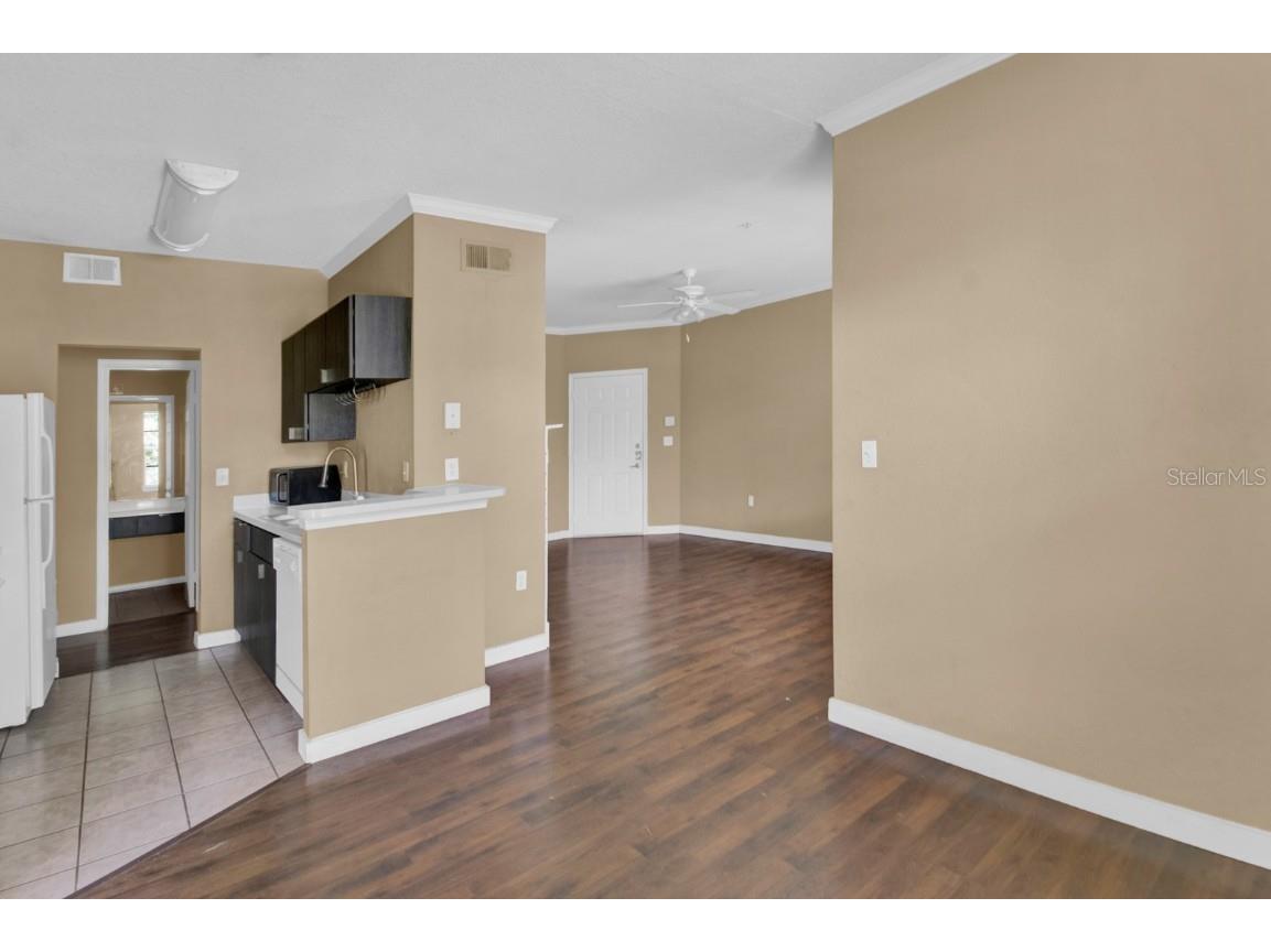 2598 Robert Trent Jones Drive #1033 Orlando FL 32835 S5131842 image5