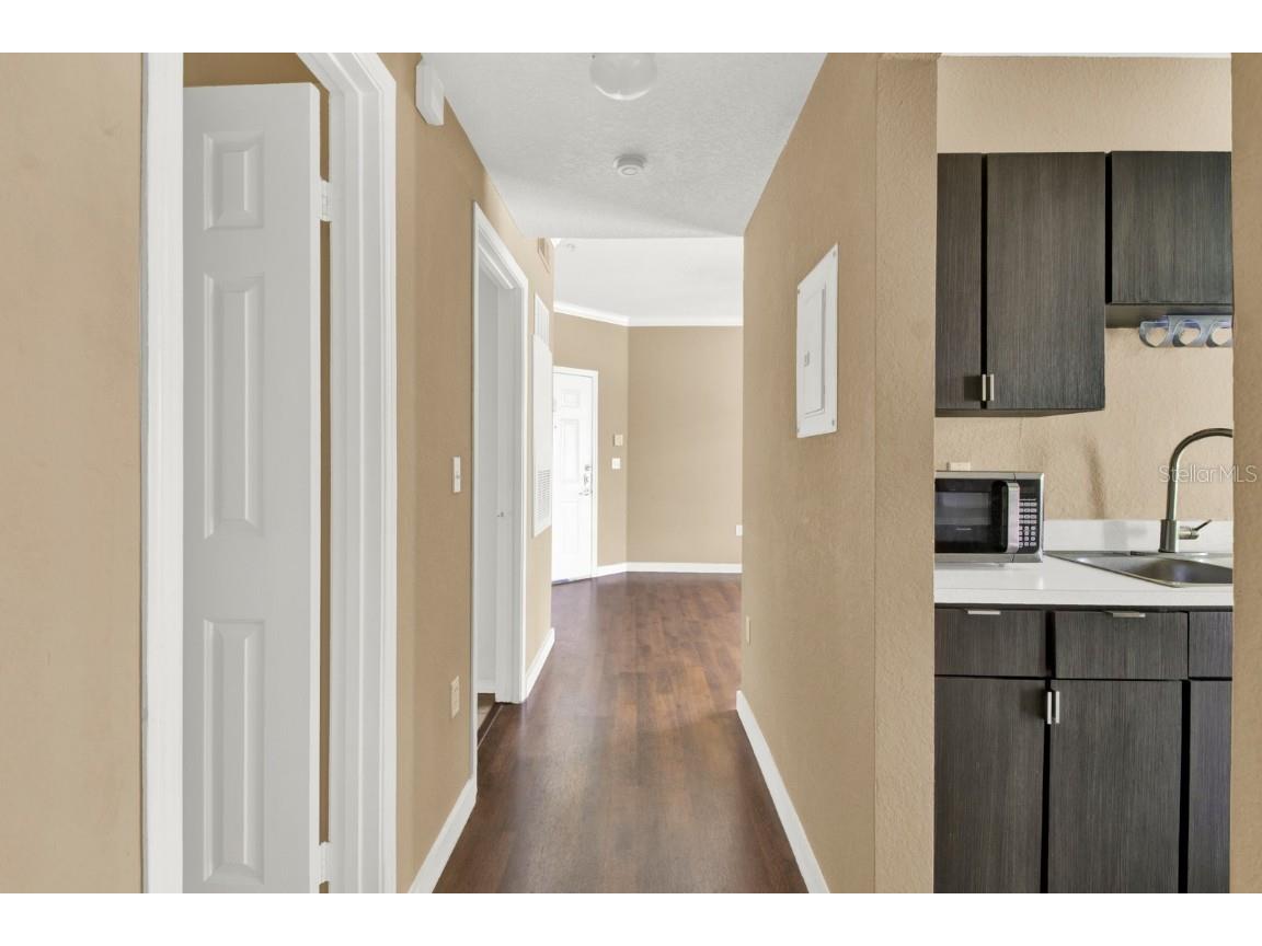 2598 Robert Trent Jones Drive #1033 Orlando FL 32835 S5131842 image6