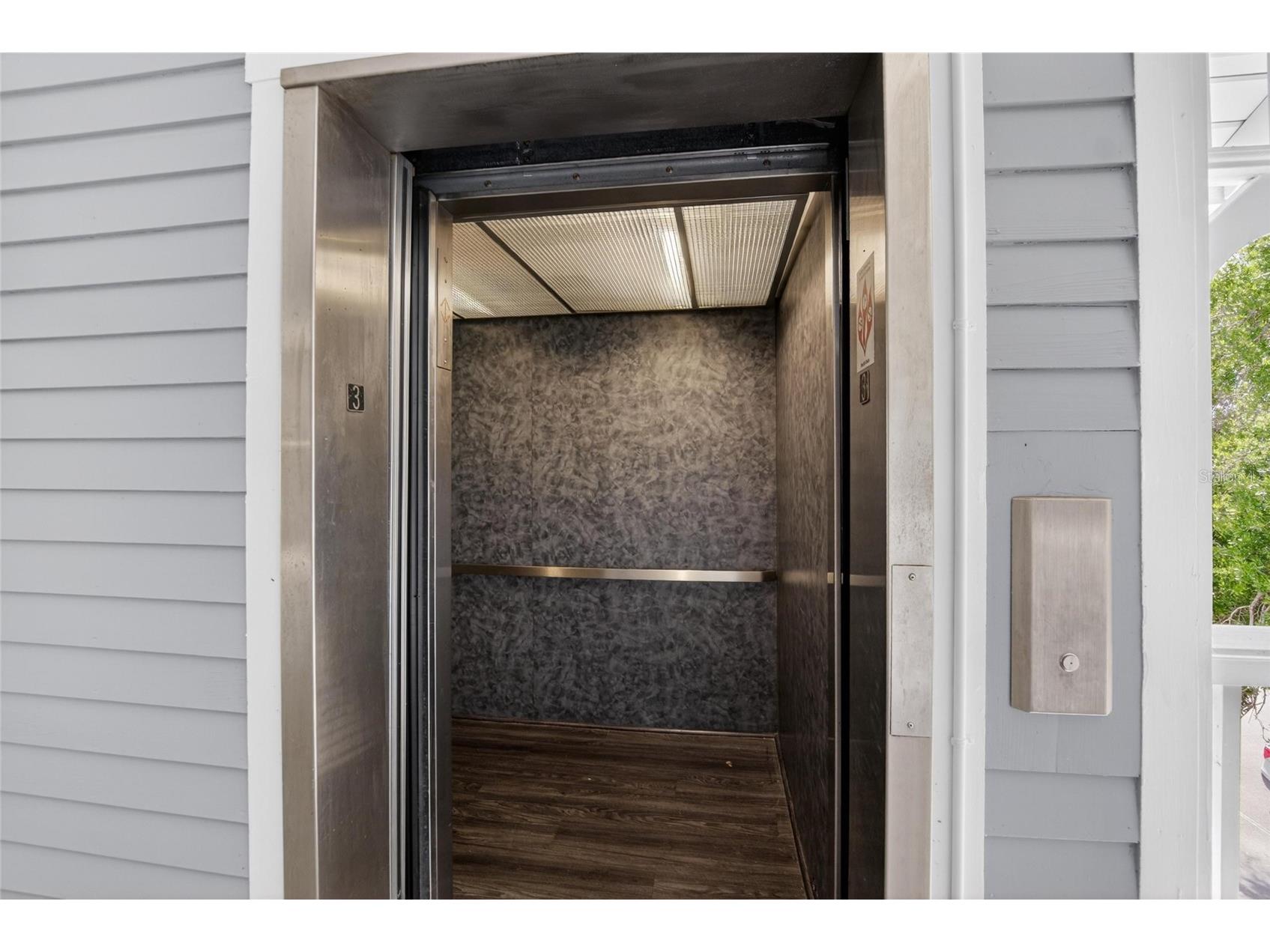 2599 Dolly Bay Drive #305 Palm Harbor FL 34684 TB8512345 image54