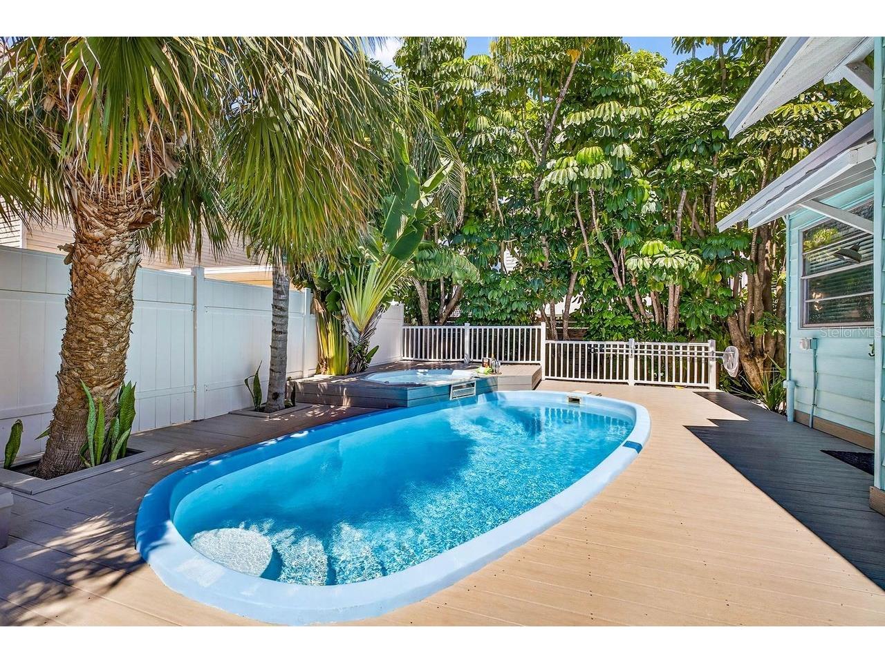 26 Cambria Street Clearwater Beach FL 33767 TB8481791 image3