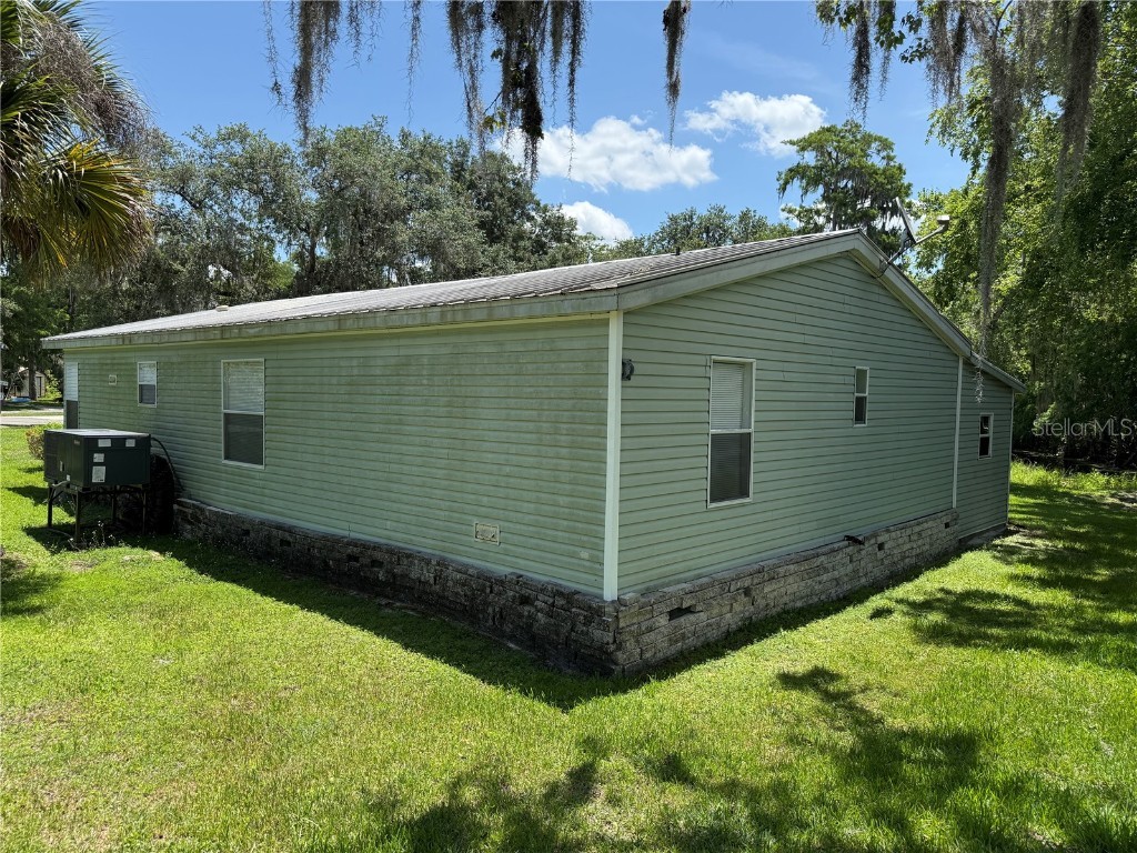 26 Canal Way Lake Panasoffkee FL 33538 - CANAL TO OUTLET RIVER G5097379 image11