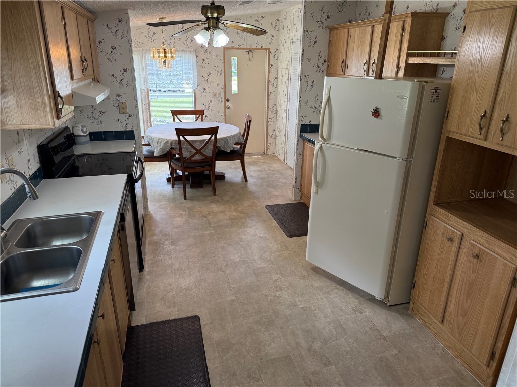 26 Canal Way Lake Panasoffkee FL 33538 - CANAL TO OUTLET RIVER G5097379 image32