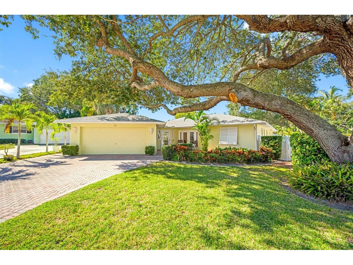 26 Evonaire Circle Belleair FL 33756 U8221774 image1
