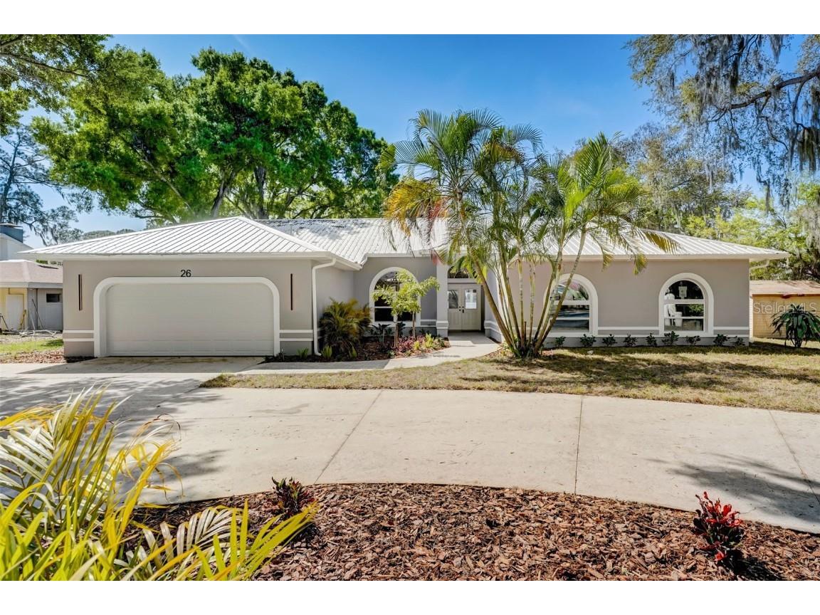 26 Lake Idylwild Drive N Winter Haven FL 33881 - CHAIN OF 24 LAKES L4943123 image1