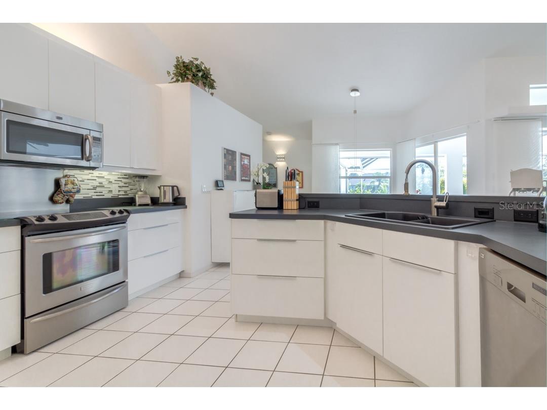 26 Long Meadow Lane Rotonda West FL 33947 D6135464 image10