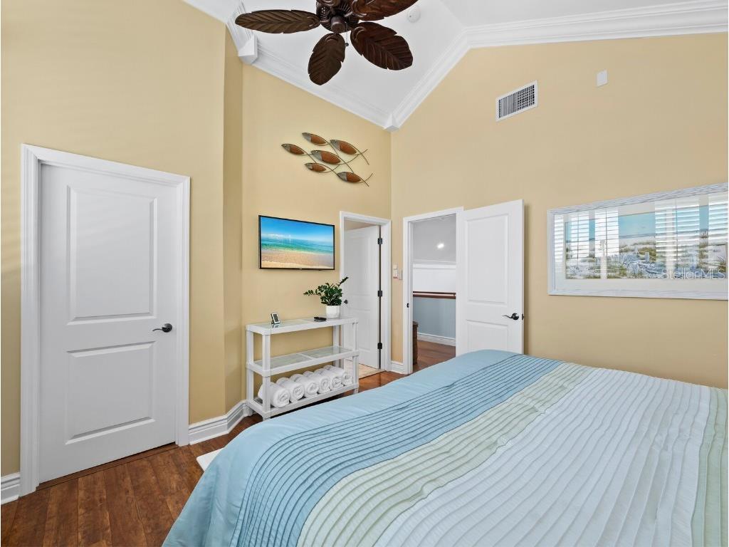 26 Sandy Hook Road N Sarasota FL 34242 - GULF OF MEXICO A4667015 image75