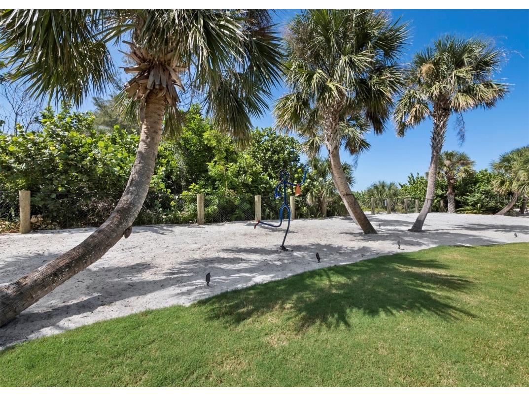 26 Sandy Hook Road N Sarasota FL 34242 - GULF OF MEXICO A4667015 image86