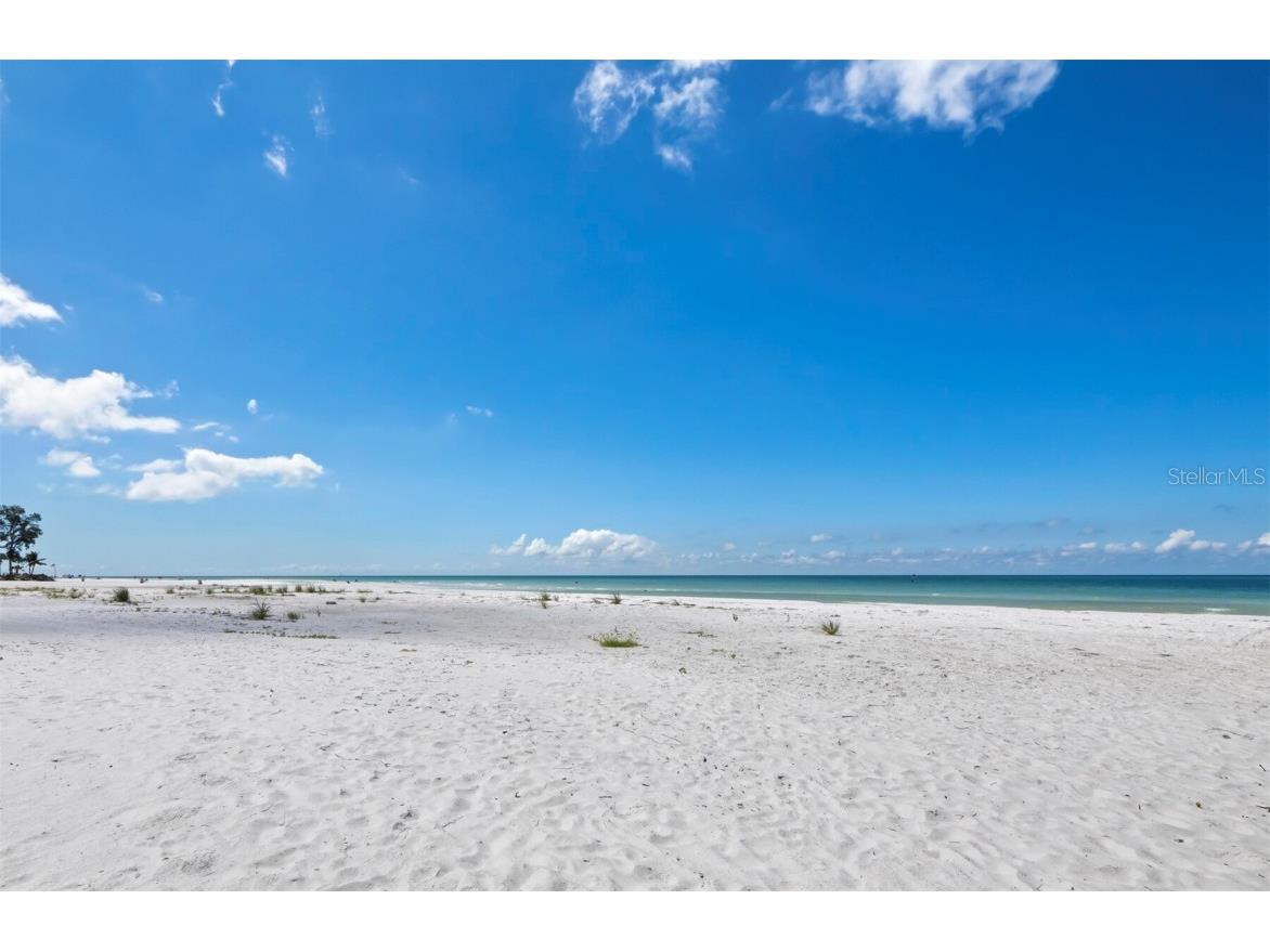 26 Sandy Hook Road N Sarasota FL 34242 - GULF OF MEXICO A4667015 image91