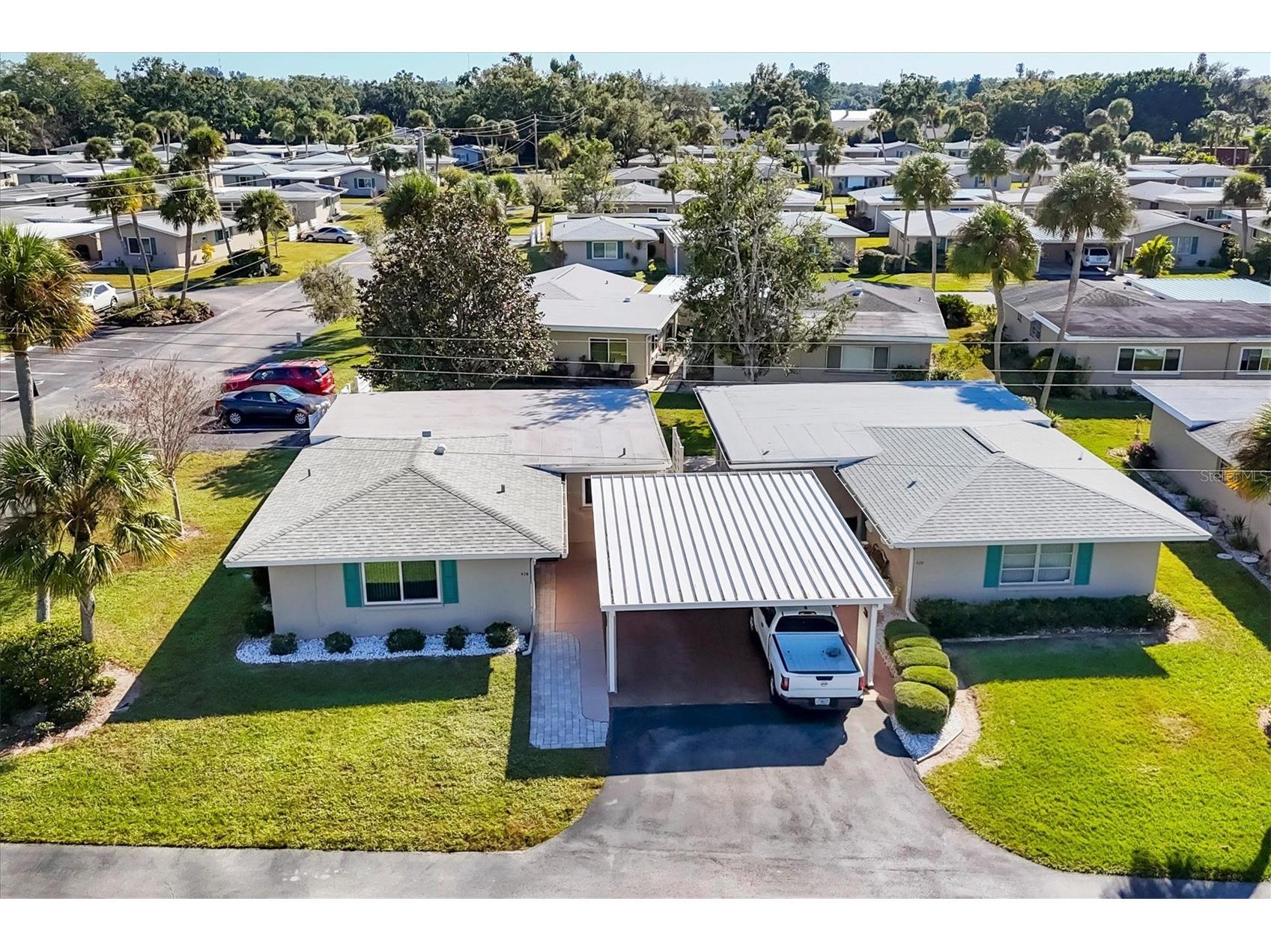 26 Strathmore Boulevard Sarasota FL 34233 A4671555 image1