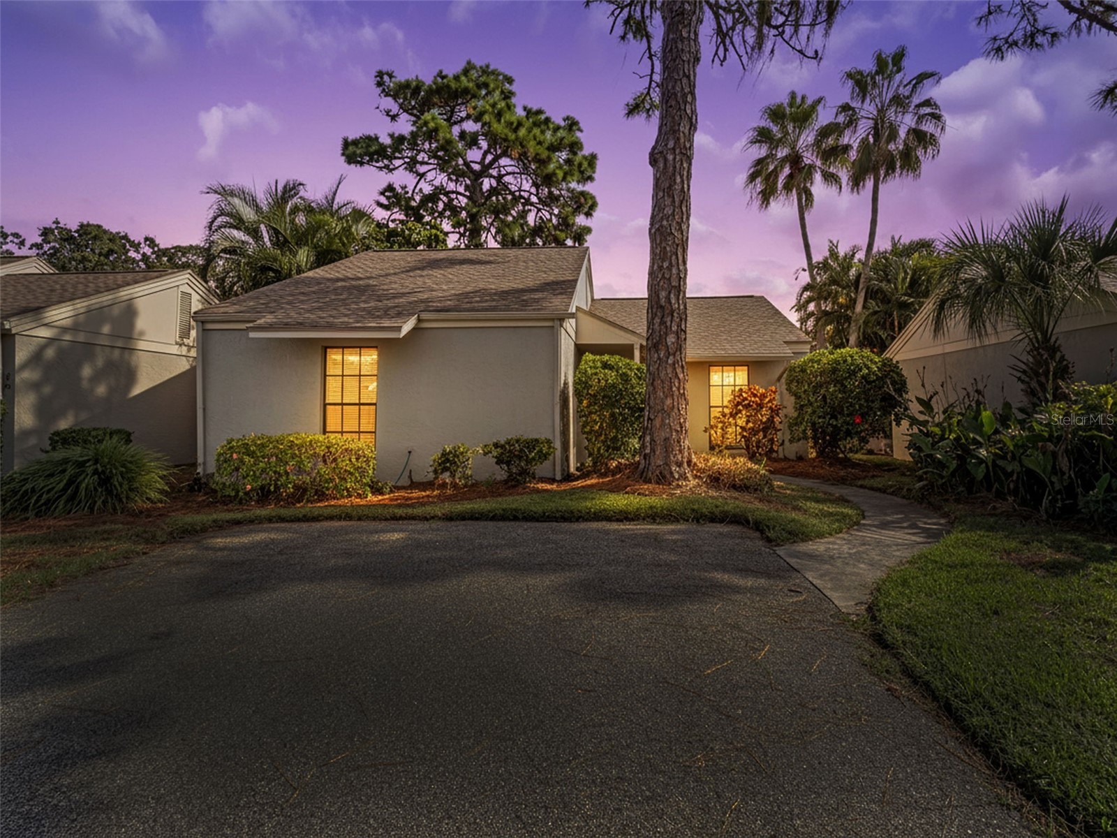26 Windrush Bay Drive Tarpon Springs FL 34689 - GULF TB8459167 image1