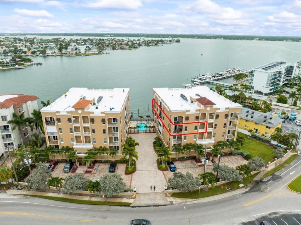 260 108th Avenue #301 Treasure Island FL 33706 - BOCA CIEGA BAY INTERCOASTAL U8248774 image1