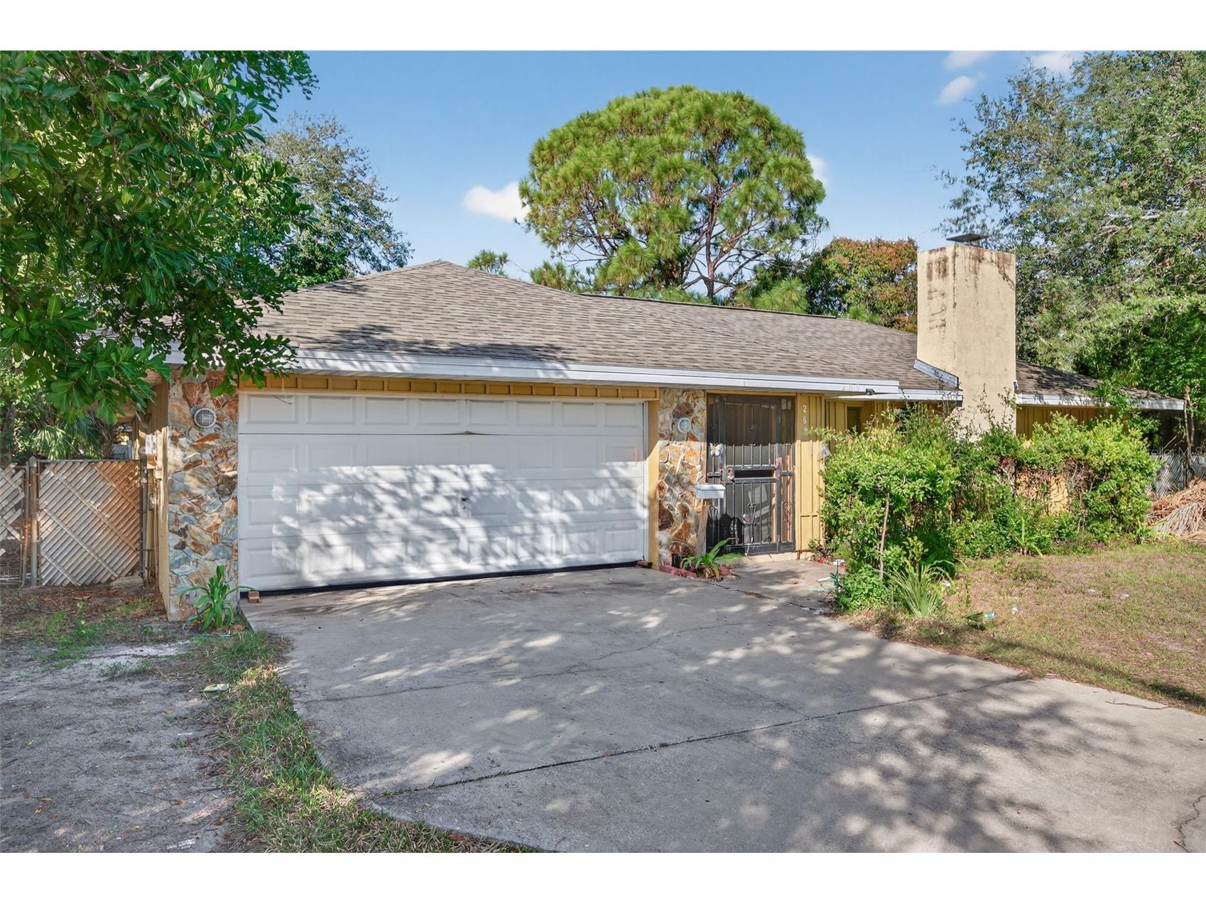 260 13th Street N Saint Petersburg FL 33705 TB8463122 image1