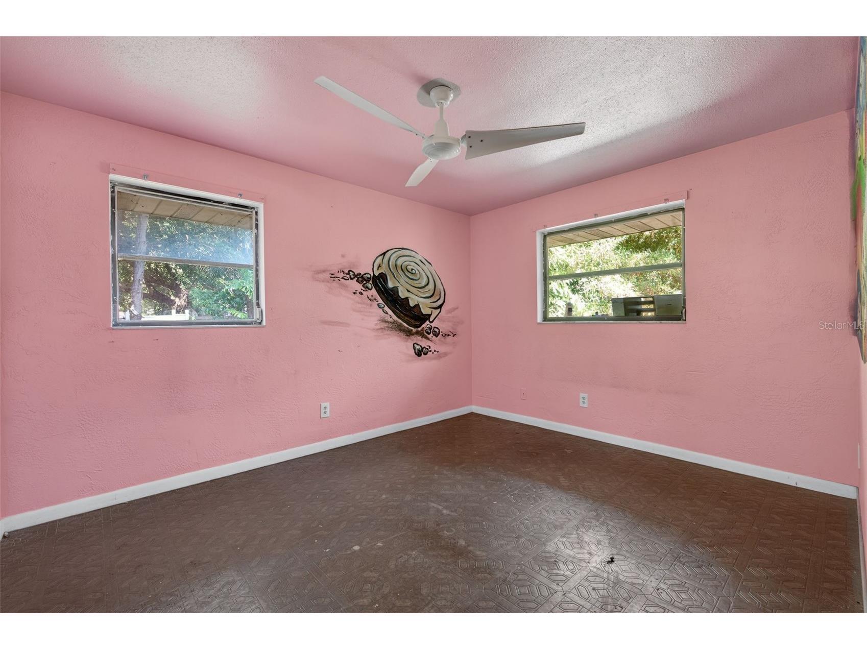260 13th Street N Saint Petersburg FL 33705 TB8463122 image25