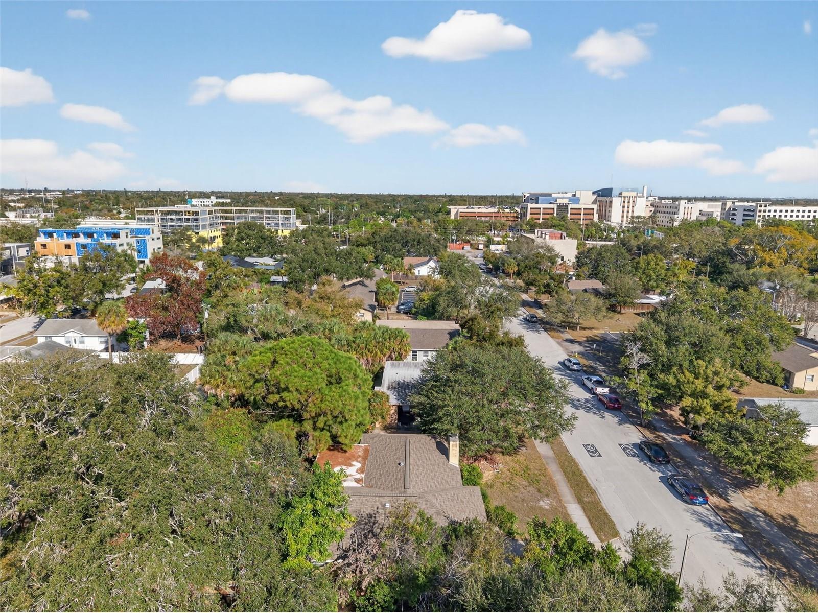 260 13th Street N Saint Petersburg FL 33705 TB8463122 image31