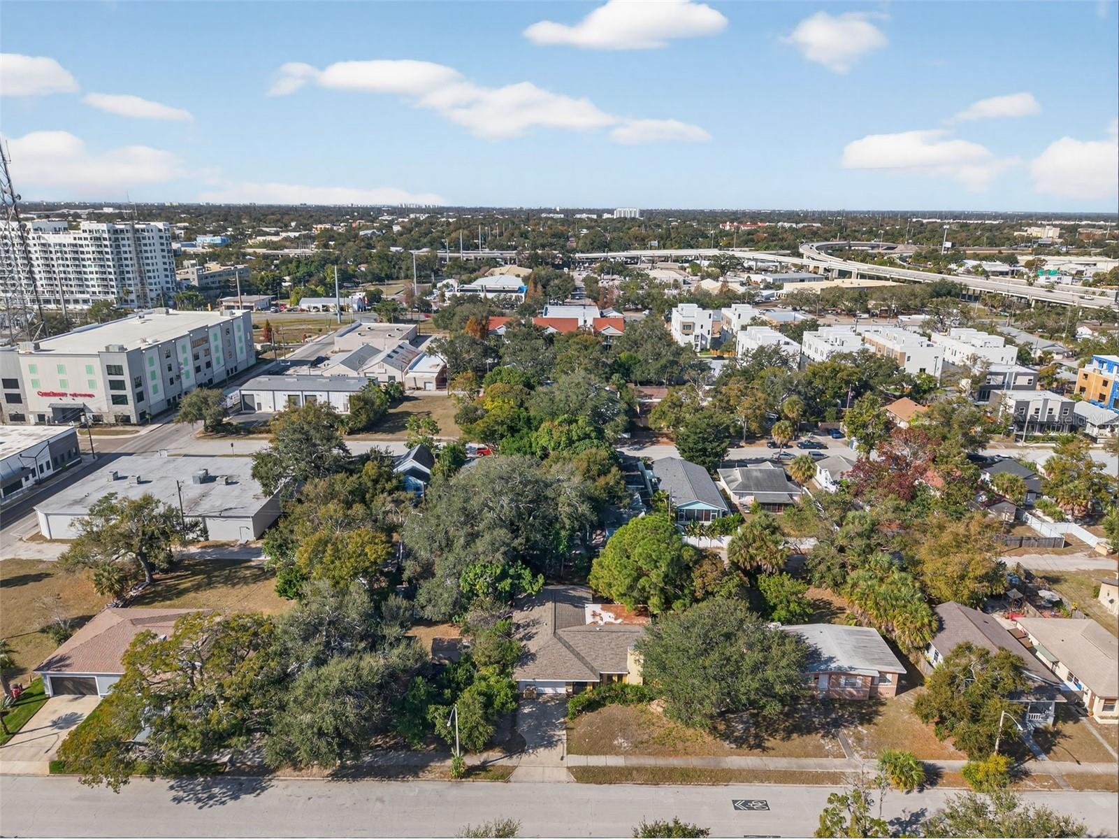 260 13th Street N Saint Petersburg FL 33705 TB8463122 image37