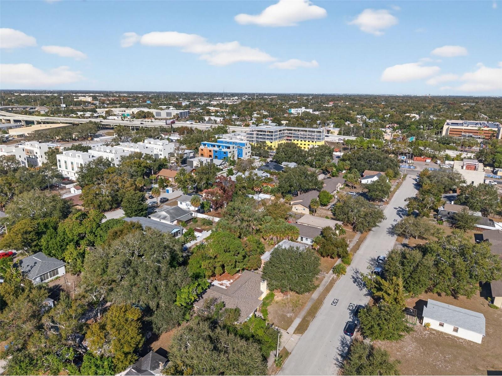 260 13th Street N Saint Petersburg FL 33705 TB8463122 image38
